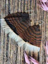 Load image into Gallery viewer, Rust and Lace