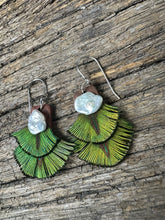 Load image into Gallery viewer, Verdant Pearl Drops