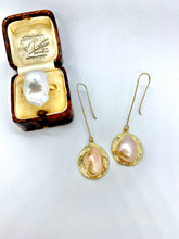 Load image into Gallery viewer, Elegant 4cm drop Blushing Shirleys