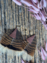 Load image into Gallery viewer, Rust and Lace
