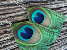 Load image into Gallery viewer, King Peacocks
