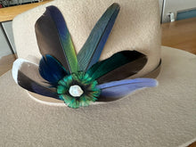 Load image into Gallery viewer, Emerald Dreaming Hat Brooch
