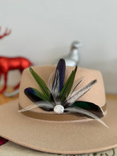 Load image into Gallery viewer, Australiana Southern Lights Hat Pin with Large Freshwater Keshi Pearl (eclectus parrot)
