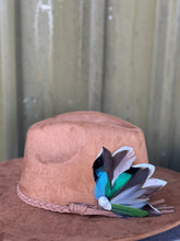 Load image into Gallery viewer, Oceanside Sunrise Hat Brooch with large freshwater pearl
