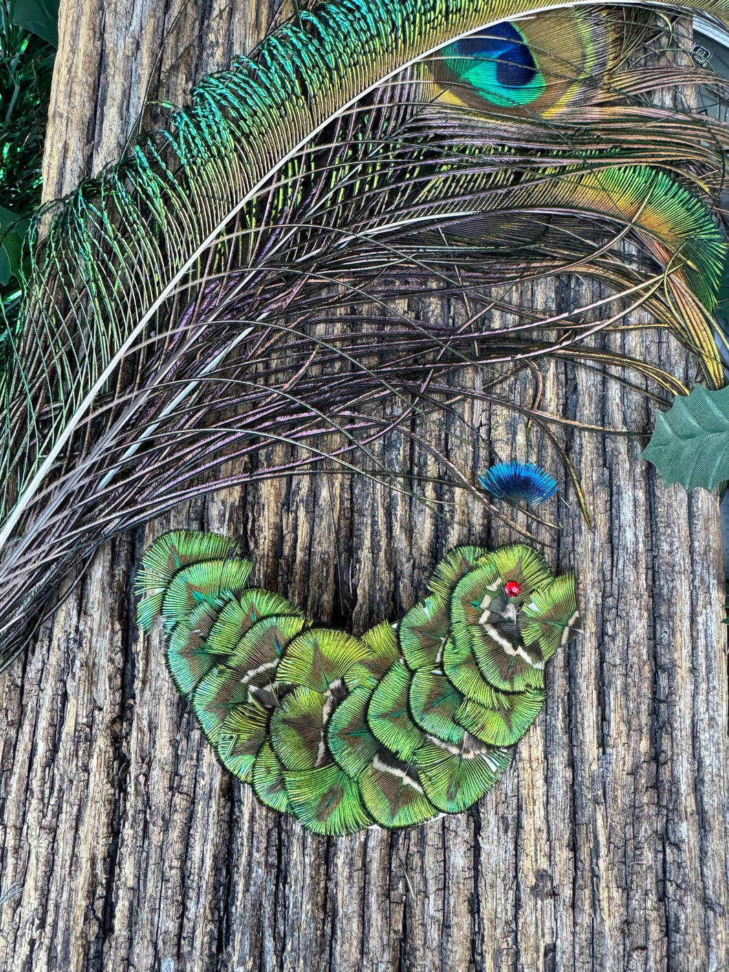Featherdale Christmas Ornaments - Decorative Pea Bird