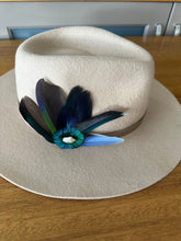 Load image into Gallery viewer, Billabong Bloom
