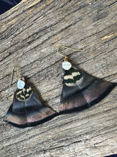 Load image into Gallery viewer, Nightfall Pearl
